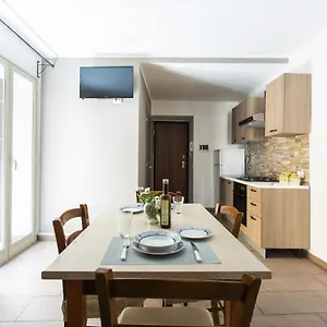 Meschita Little House Appartamento